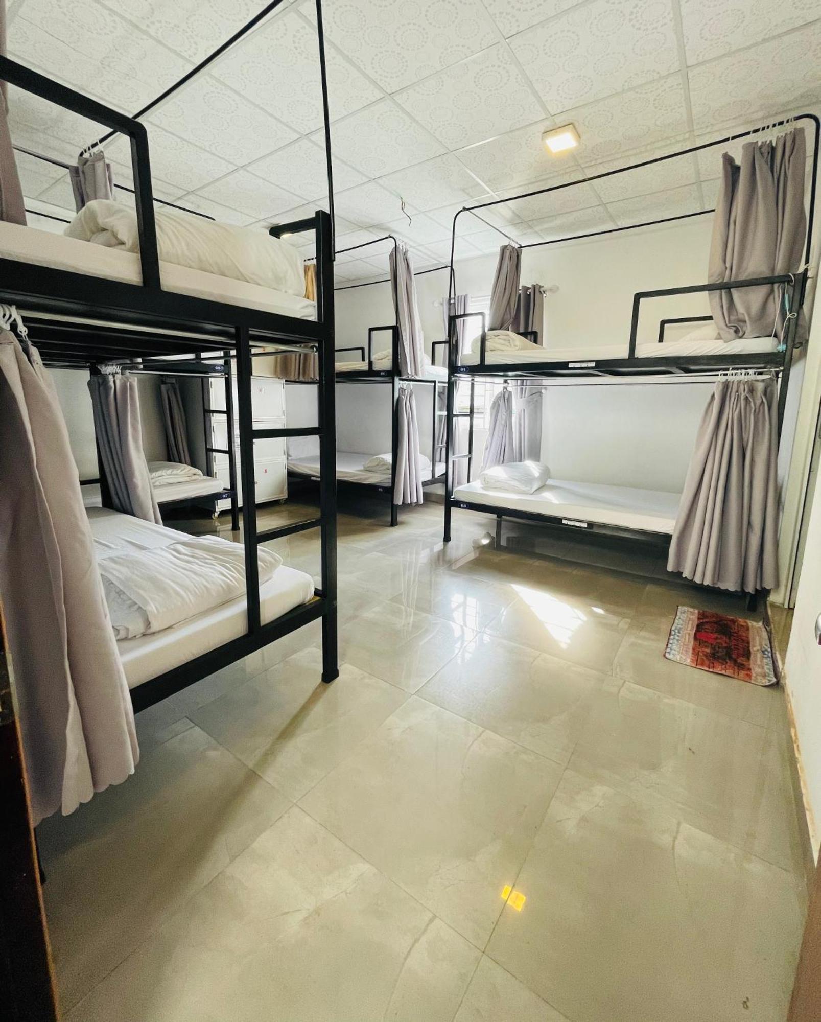 Shark Homestay Hue Exterior photo
