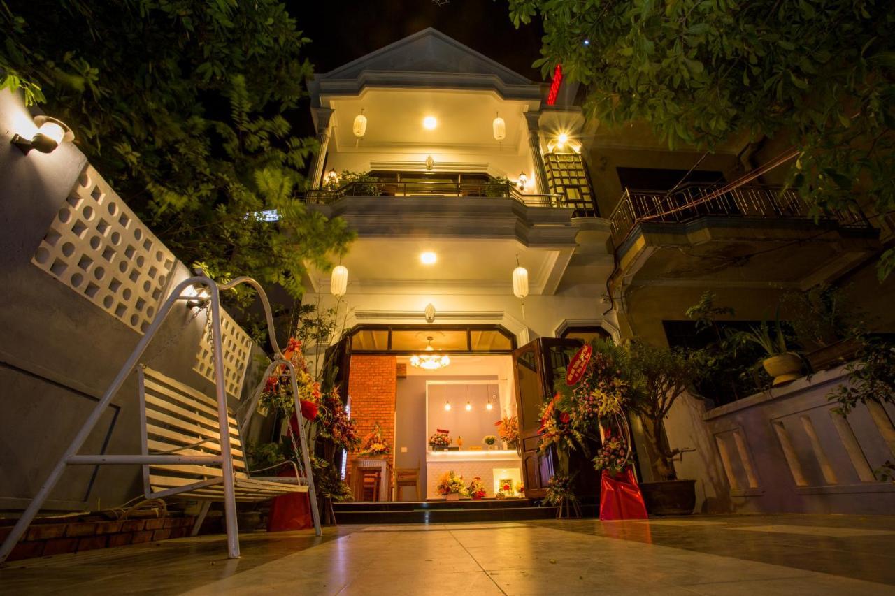 Shark Homestay Hue Exterior photo